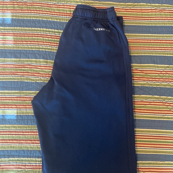 Ladies sweatpants - Picture 4 of 6